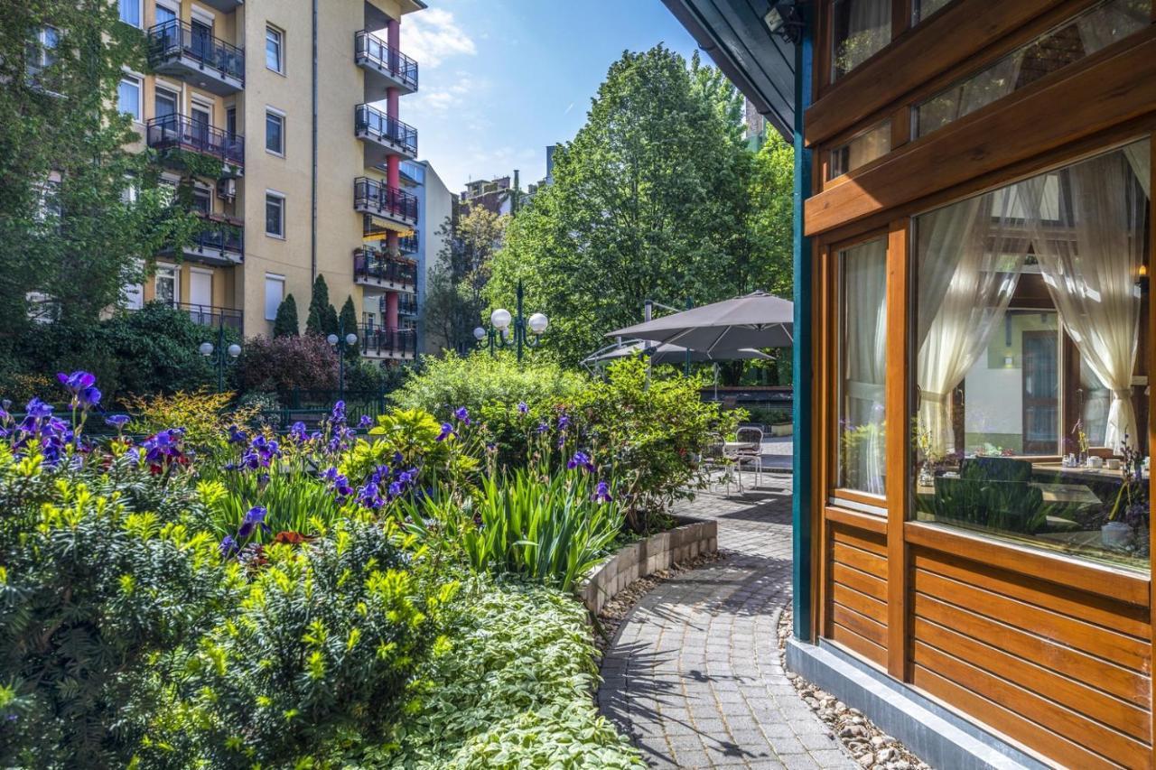 Corvin Hotel Budapest Residence Εξωτερικό φωτογραφία