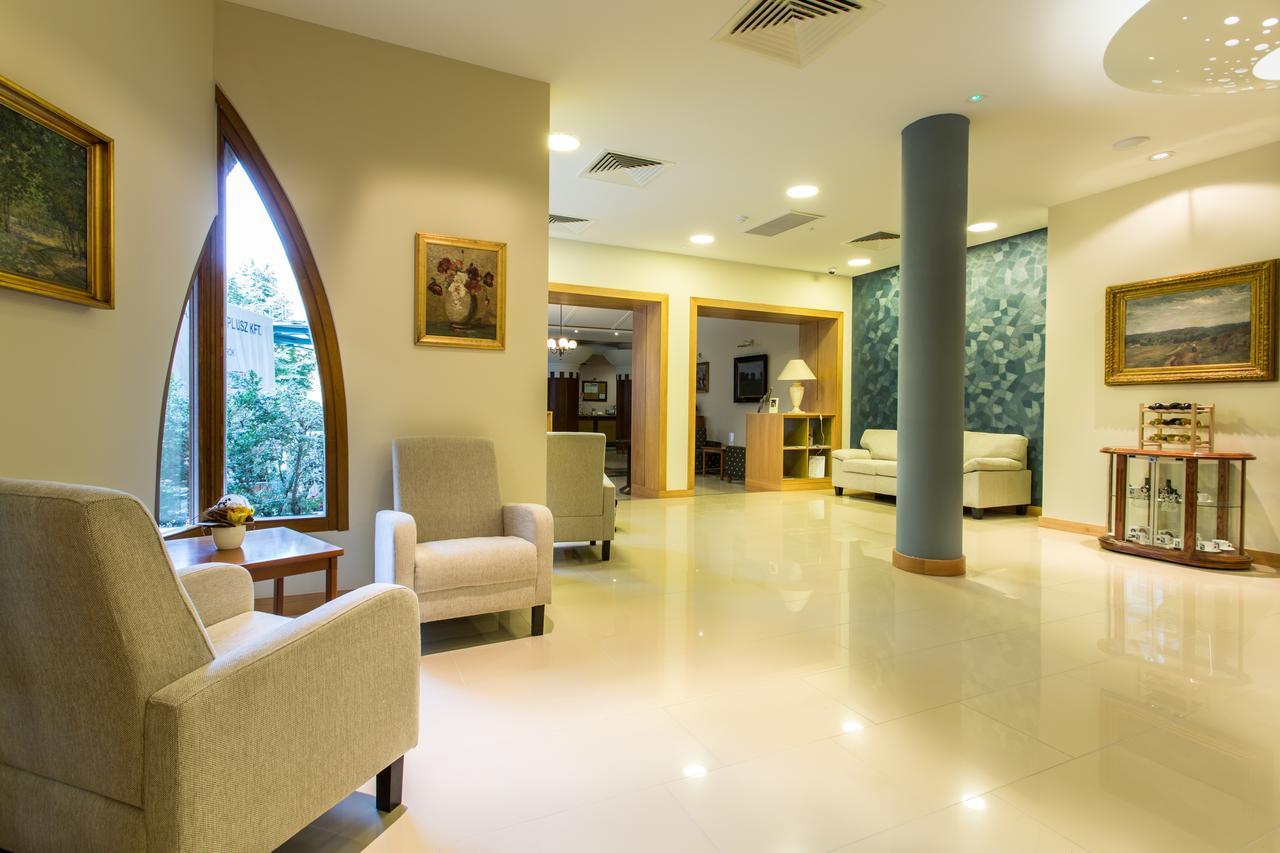 Corvin Hotel Budapest Residence Εξωτερικό φωτογραφία
